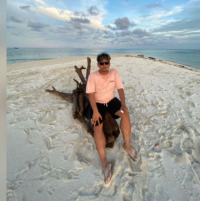 Foto Dito, Orang tua anggota